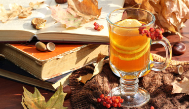 tea and books